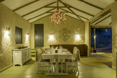 Tanzania Serengeti Mkombe's House family safari