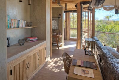 Tanzania Ruaha Jabali house family safari