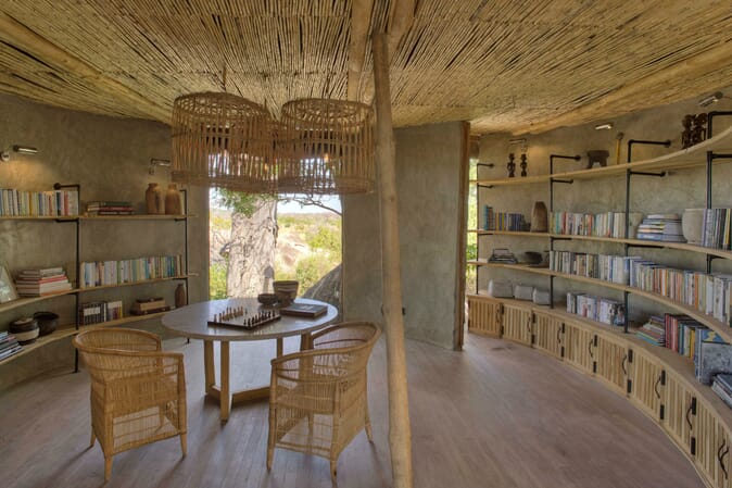 Tanzania Ruaha Jabali house family safari