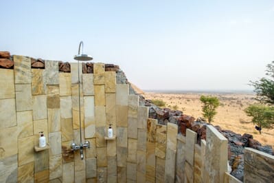 Tanzania Serengeti Kubu Kubu family safari
