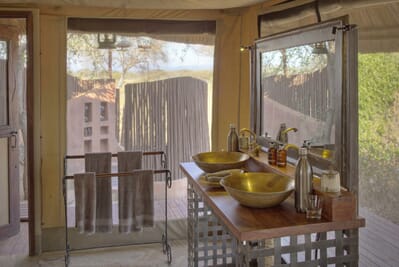 Tanzania Tarangire Oliver's Camp family safari