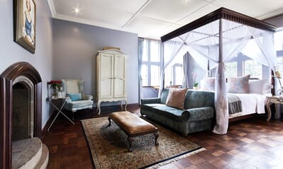 Kenya Nairobi Giraffe Manor family safari