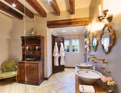 Kenya Nairobi Giraffe Manor family safari