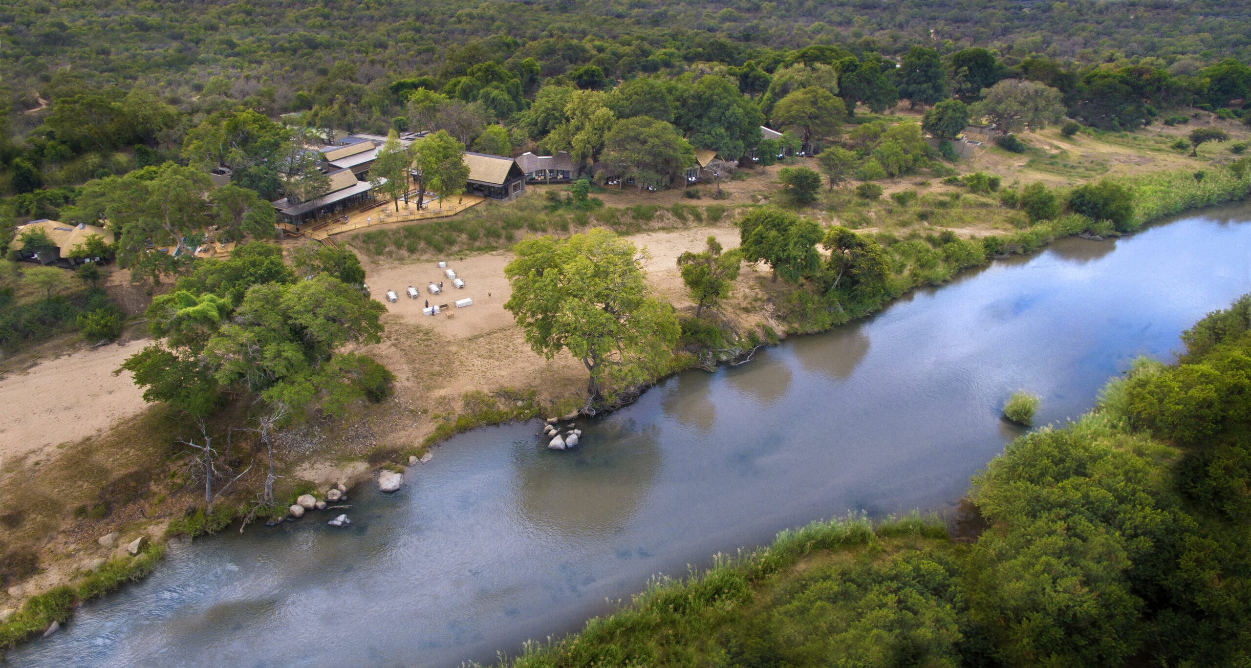 Aerial-view-River-Lodge_1-scaled