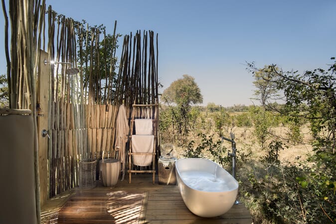 12_sable_alley_-_honeymoon_tent_-_outdoor_bath.jpg?w=674&h=450&scale
