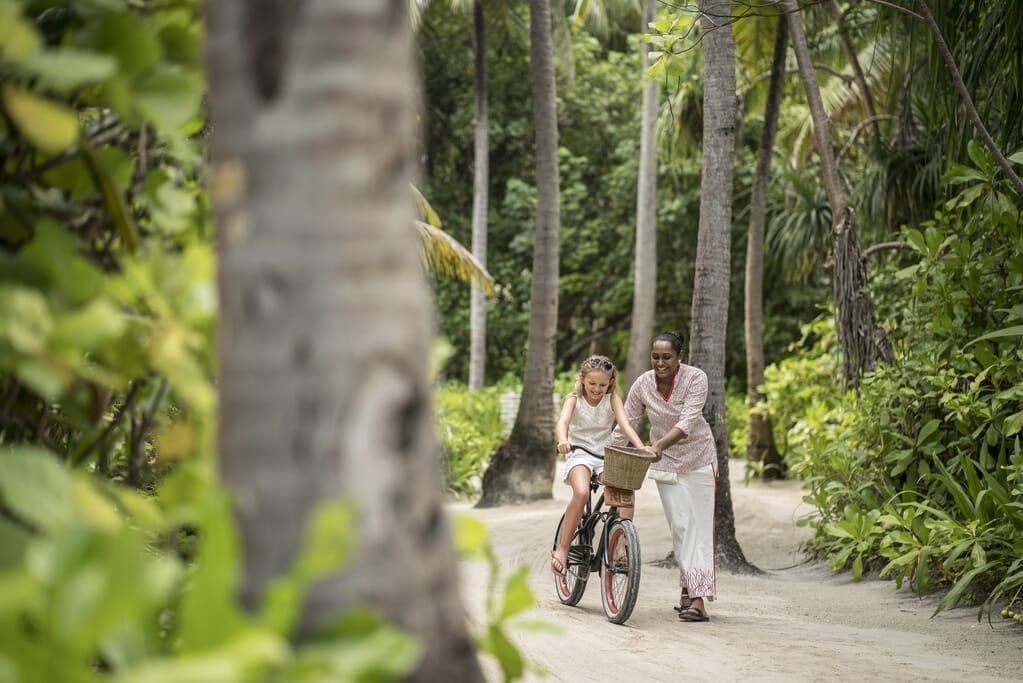 Four Seasons Landaa Giravaaru Luxury Family Holidays Maldives
