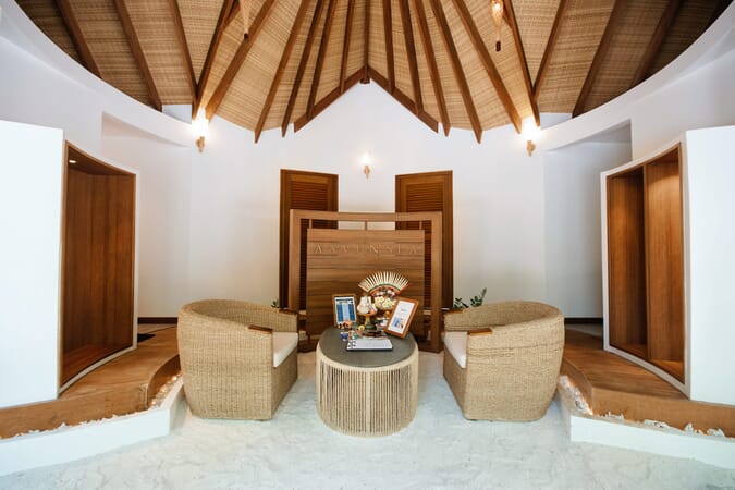 Makunudu Maldives Luxury Family Holidays