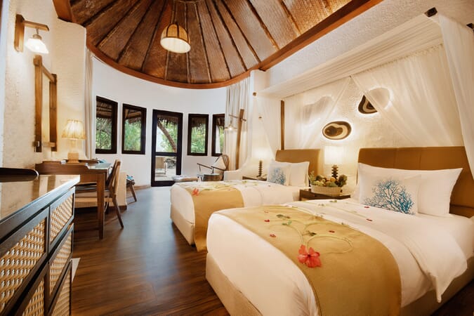 Makunudu Maldives Luxury Family Holidays