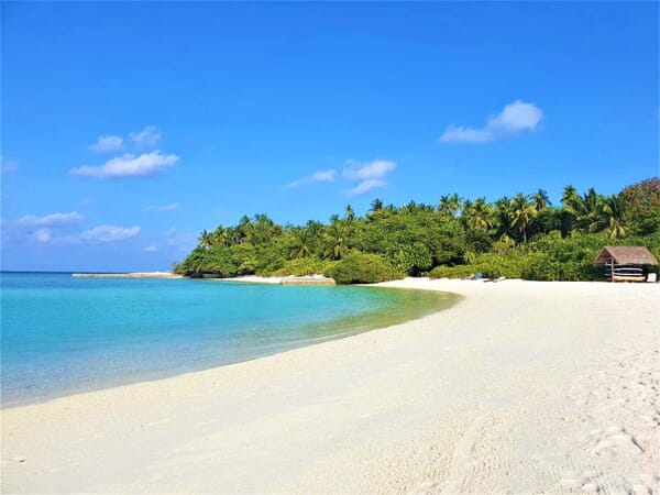 Makunudu Maldives Luxury Family Holidays