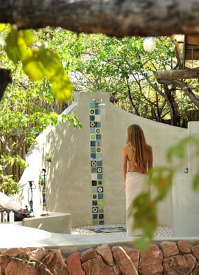 Changa Safari Camp Luxury Family Safaris Lake Kariba and Matusadona Zimbabwe