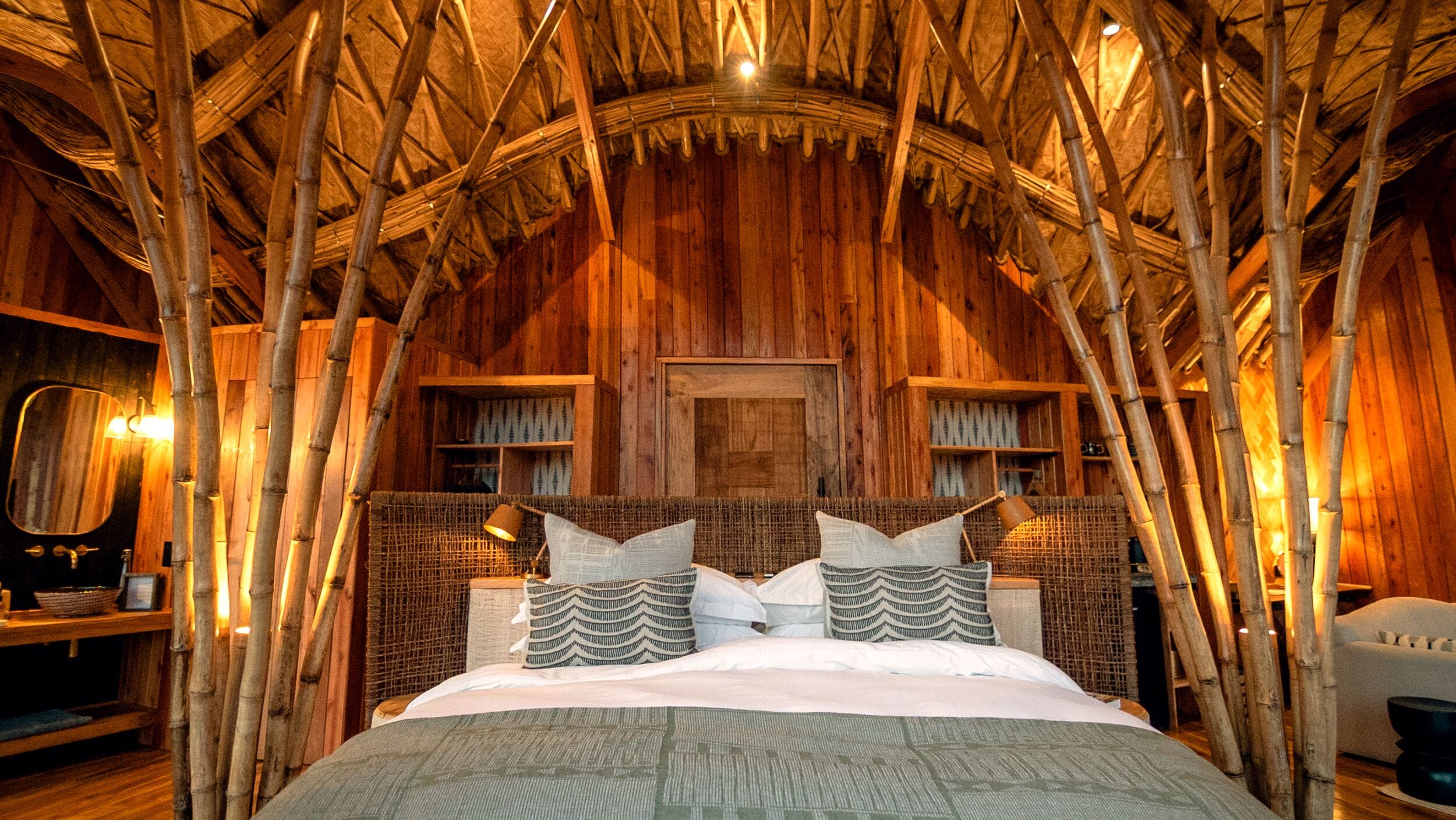 Erebero Hills_Uganda_Bwindi Impenetrable Forest_Luxury Family Safaris Coral Tree Travel